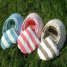 Load image into Gallery viewer, Slipper Design Pet House
