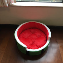 Load image into Gallery viewer, Watermelon Modeling Dog Bed