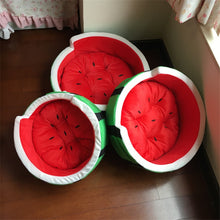 Load image into Gallery viewer, Watermelon Modeling Dog Bed