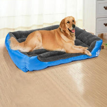 Load image into Gallery viewer, Warming Dog House