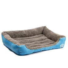Load image into Gallery viewer, Warming Dog House