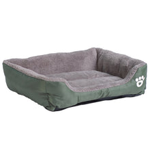 Load image into Gallery viewer, Waterproof Bottom Pet Bed