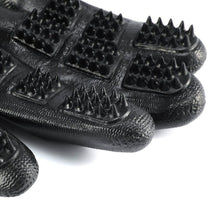 Load image into Gallery viewer, Rubber Five Finger Brush Glove